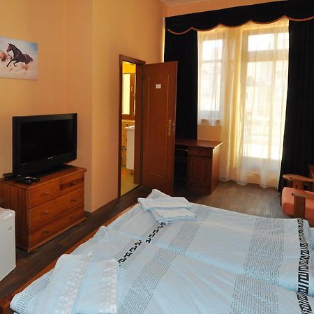 Hotel U Radnice Louny Δωμάτιο φωτογραφία