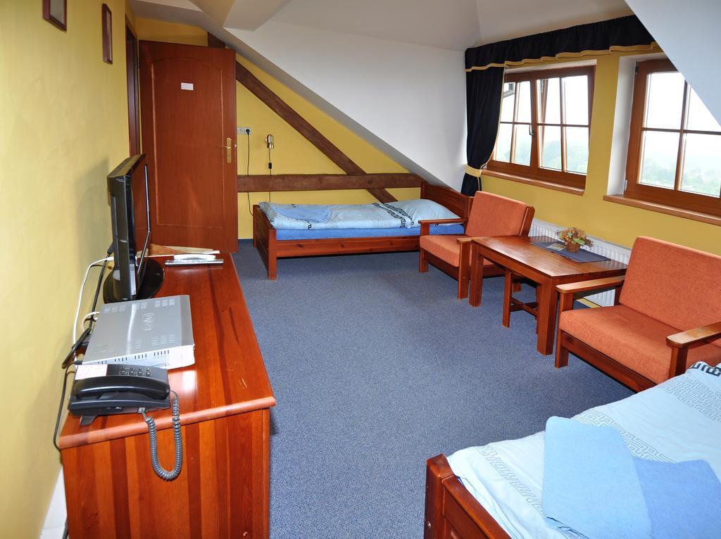 Hotel U Radnice Louny Εξωτερικό φωτογραφία