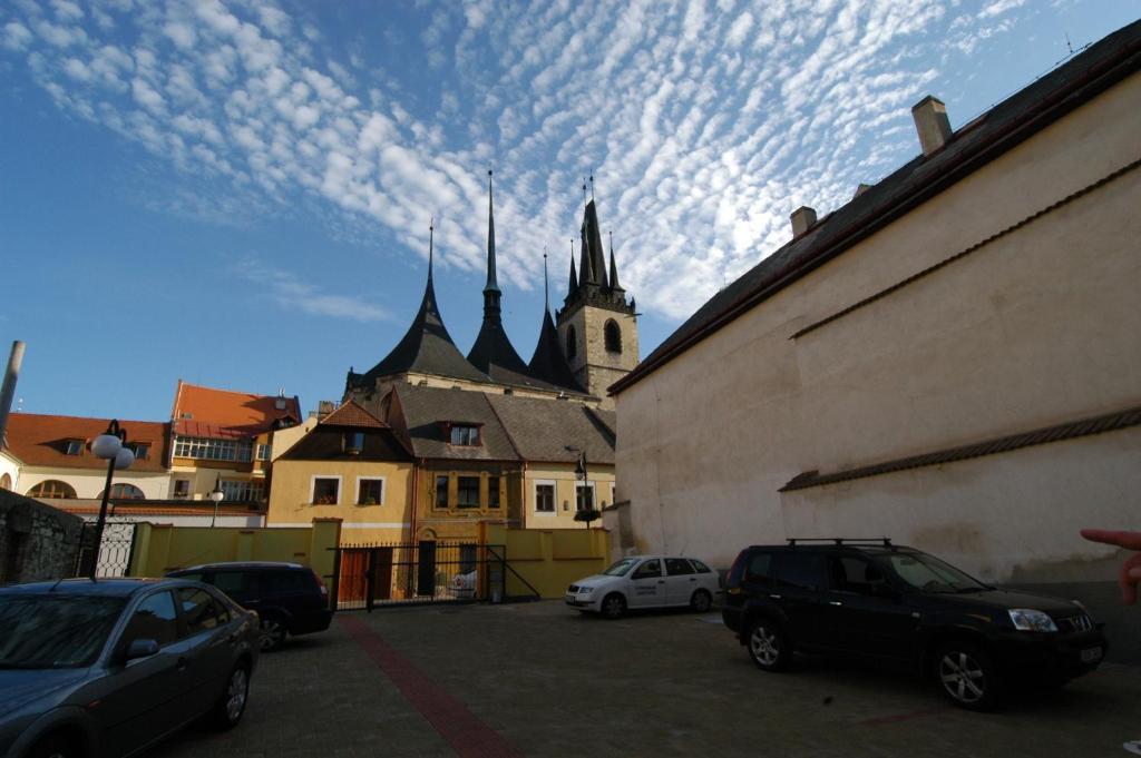 Hotel U Radnice Louny Εξωτερικό φωτογραφία