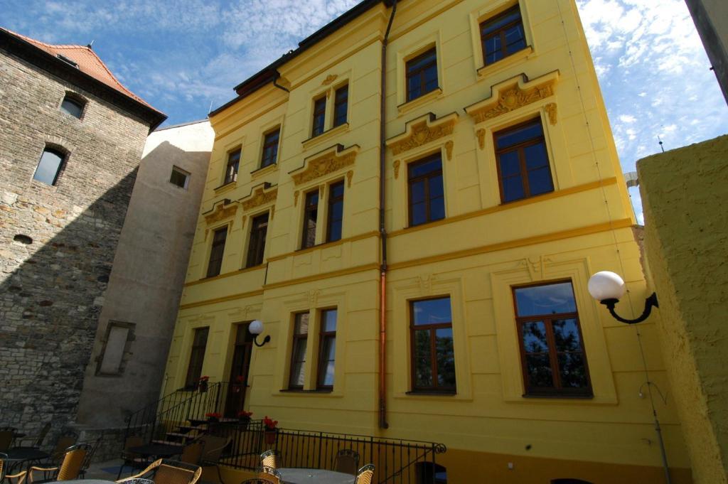 Hotel U Radnice Louny Εξωτερικό φωτογραφία