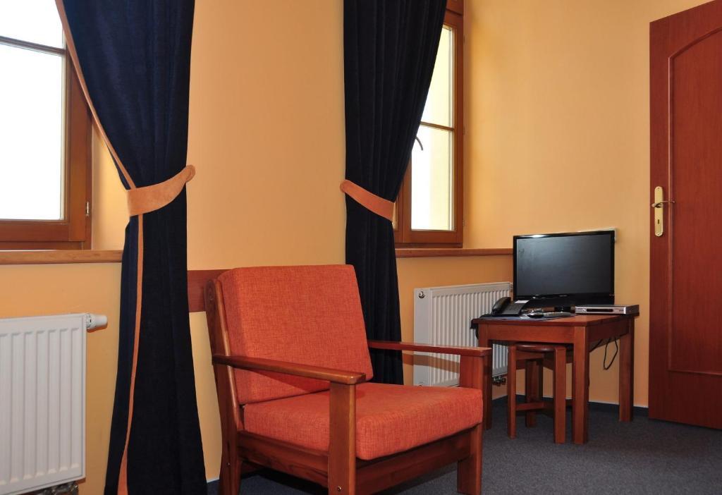 Hotel U Radnice Louny Εξωτερικό φωτογραφία