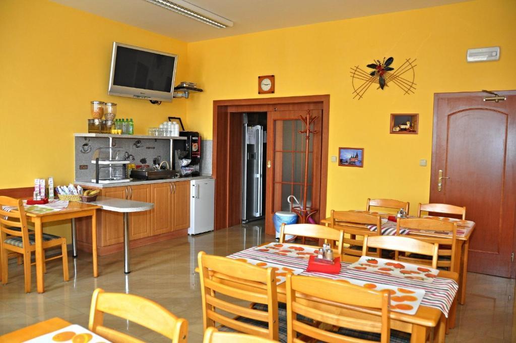 Hotel U Radnice Louny Εξωτερικό φωτογραφία